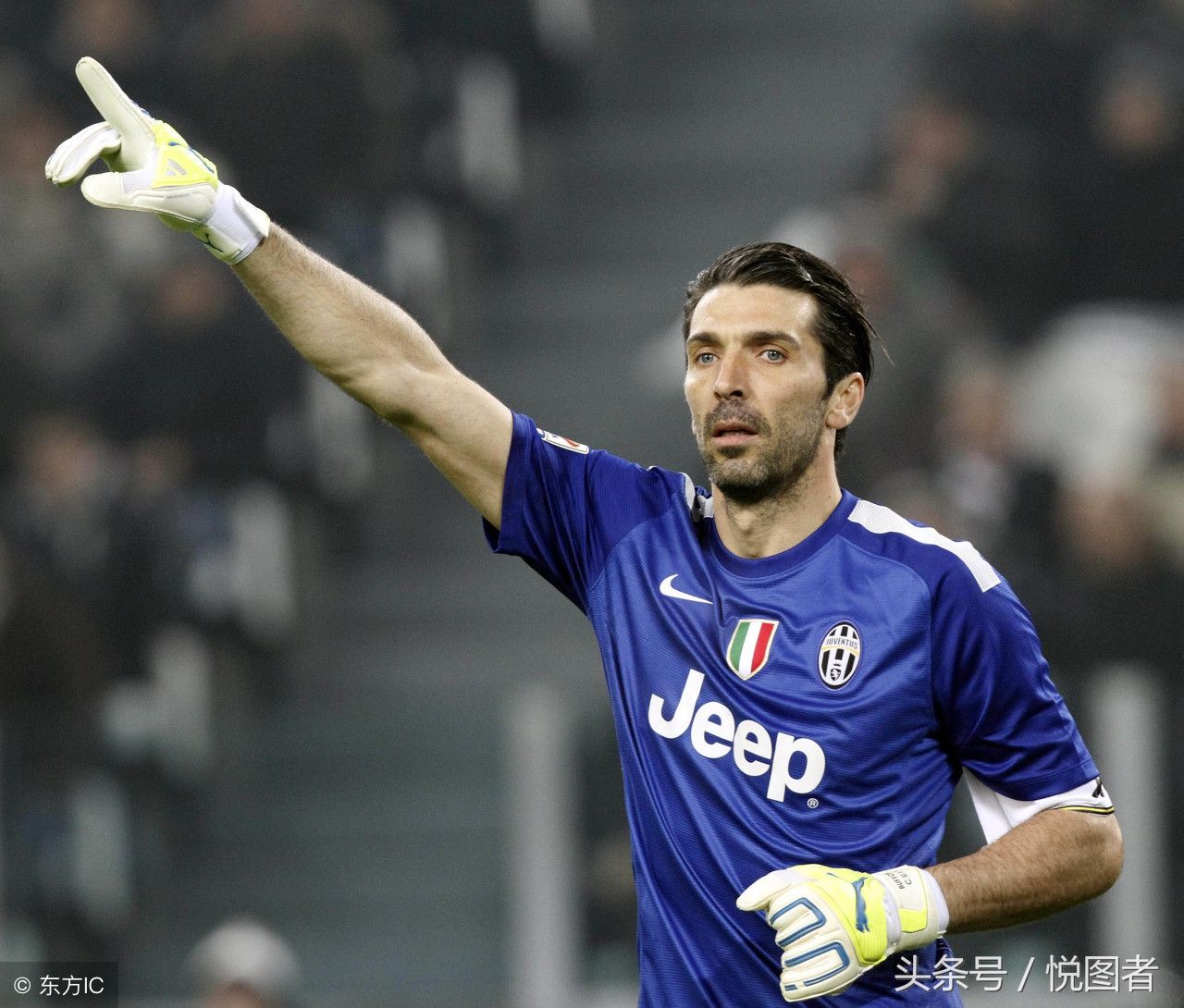 达达鸭食品海报设计_美食小吃零食海报设计制作