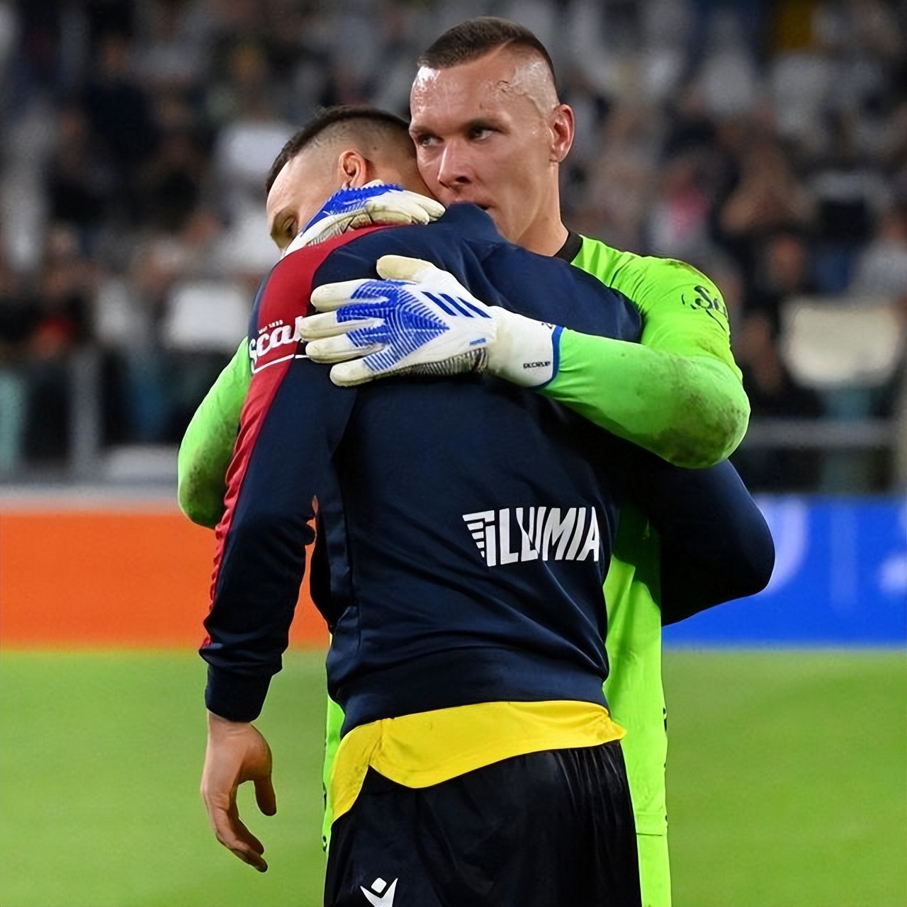 深圳泓华光电logo设计案例